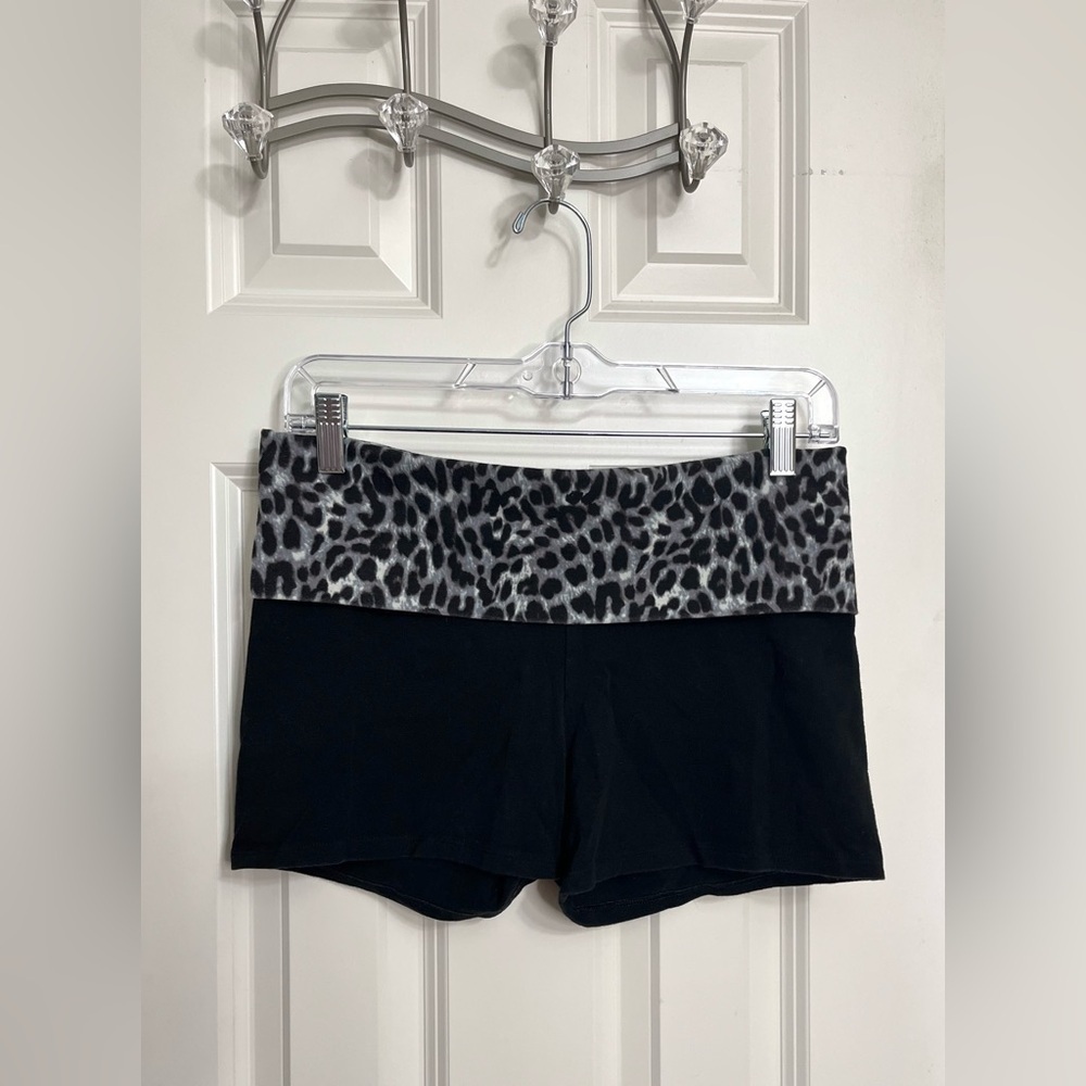 Victoria’s Secret PINK Leopard Rhinestone Foldover Micro Yoga Shorts NWOT